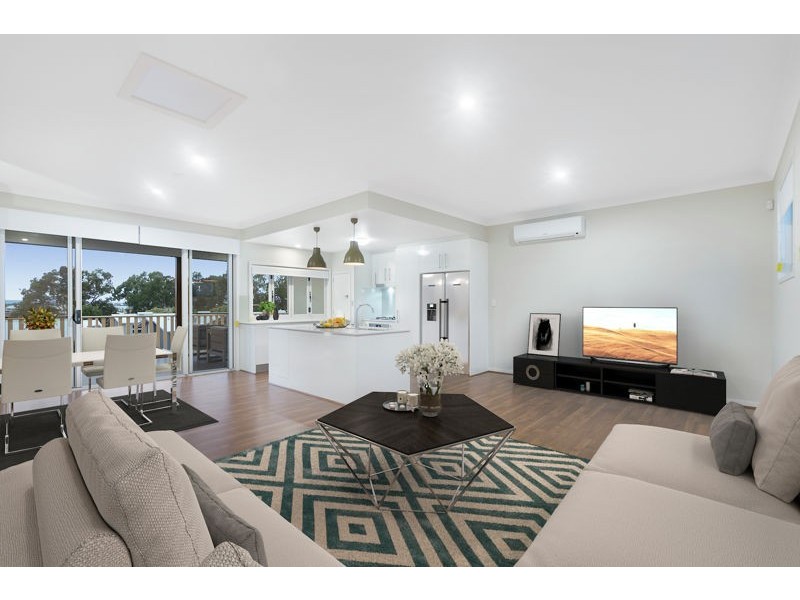 4/16 Bainbridge Street, Ormiston QLD 4160