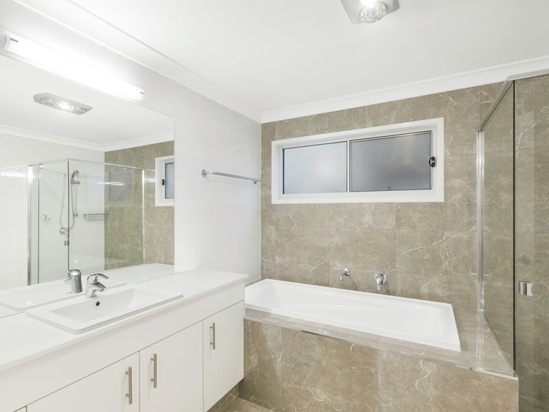 4/16 Bainbridge Street, Ormiston QLD 4160