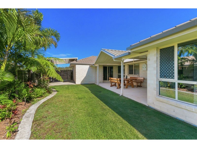10 Anchor Place, Redland Bay QLD 4165