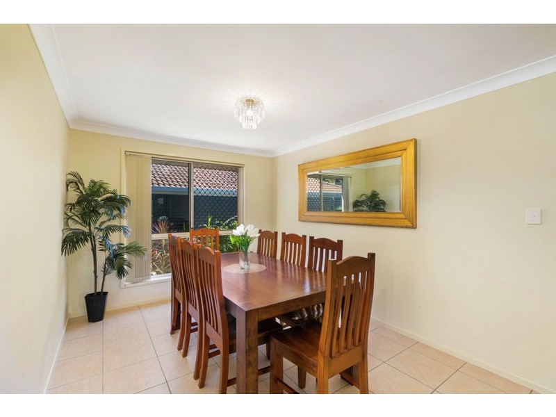 10 Anchor Place, Redland Bay QLD 4165