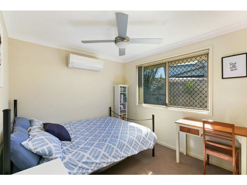 10 Anchor Place, Redland Bay QLD 4165