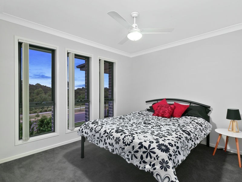 61 Bankswood Drive, Redland Bay QLD 4165