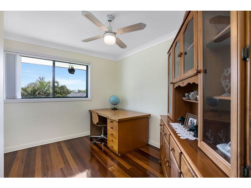 21 The Boulevard, Redland Bay QLD 4165