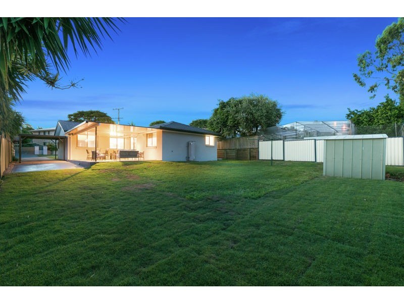 8 Sylvania Street, Wellington Point QLD 4160