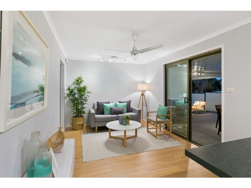 8 Sylvania Street, Wellington Point QLD 4160