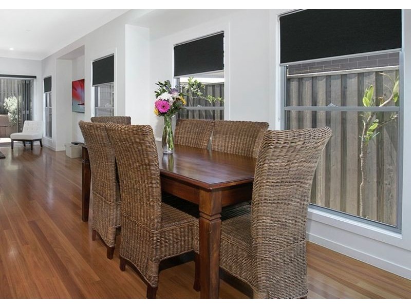 10 Haslingden Drive, Redland Bay QLD 4165