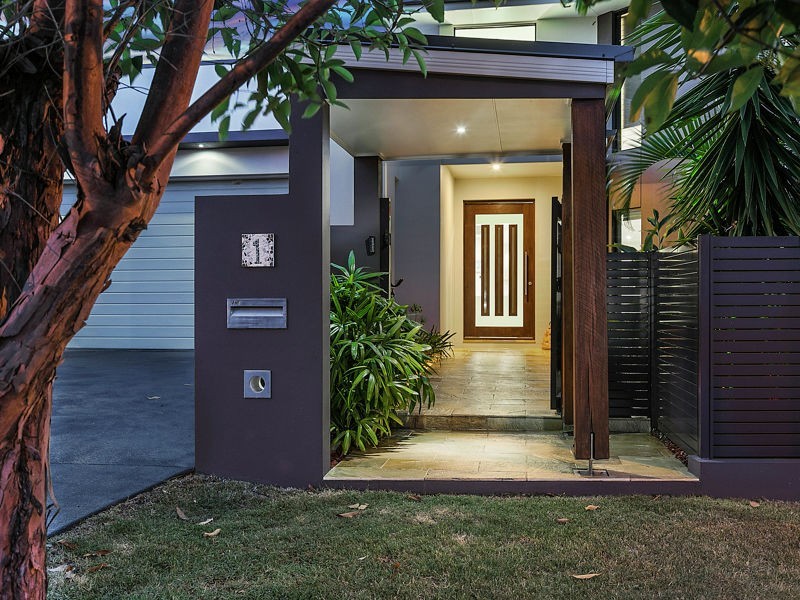 1 Seaspray Street, Thornlands QLD 4164