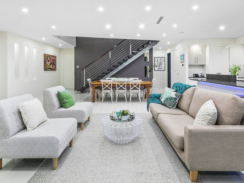 1 Seaspray Street, Thornlands QLD 4164