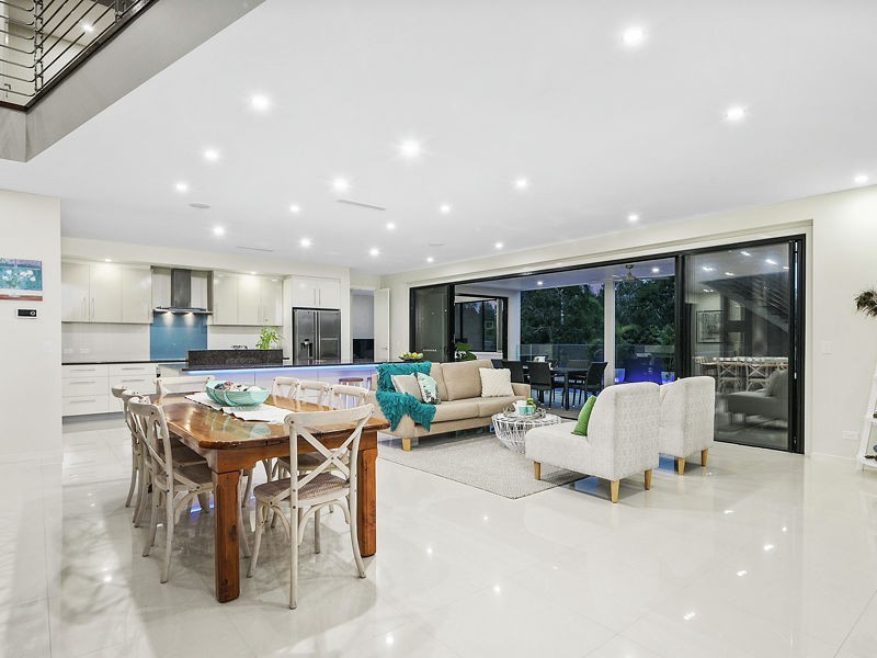 1 Seaspray Street, Thornlands QLD 4164