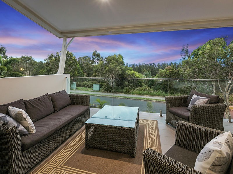 1 Seaspray Street, Thornlands QLD 4164