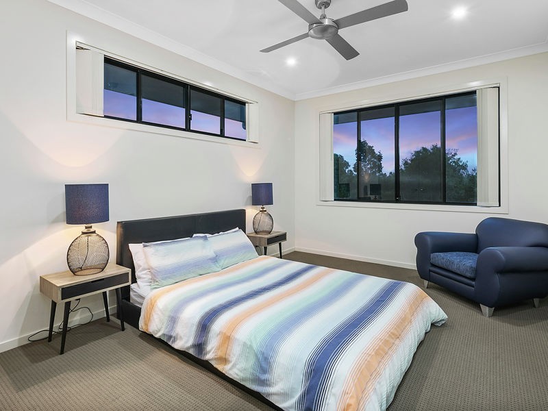 1 Seaspray Street, Thornlands QLD 4164