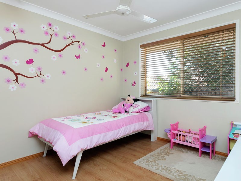 6 Elanal Ct, Cornubia QLD 4130