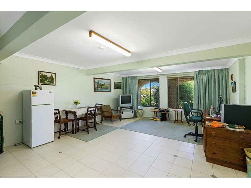 6 Yarran Street, Victoria Point QLD 4165