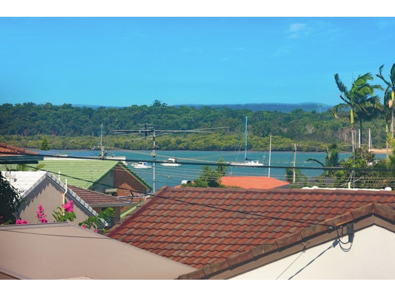 6 Yarran Street, Victoria Point QLD 4165