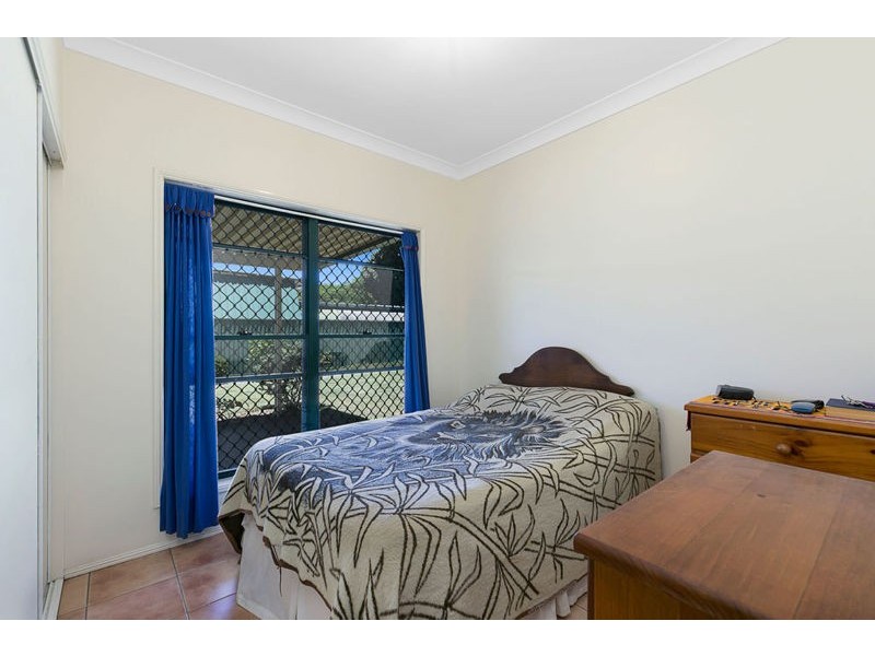 9 Tathra Court, Redland Bay QLD 4165