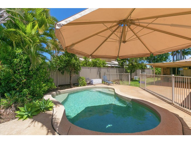 21 Trafalgar Drive, Victoria Point QLD 4165