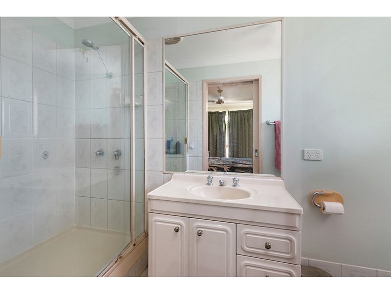 21 Trafalgar Drive, Victoria Point QLD 4165