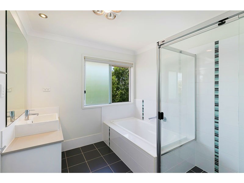 1 Wilson Place, Gumdale QLD 4154