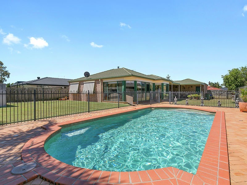 16 Kestrel Court, Victoria Point QLD 4165