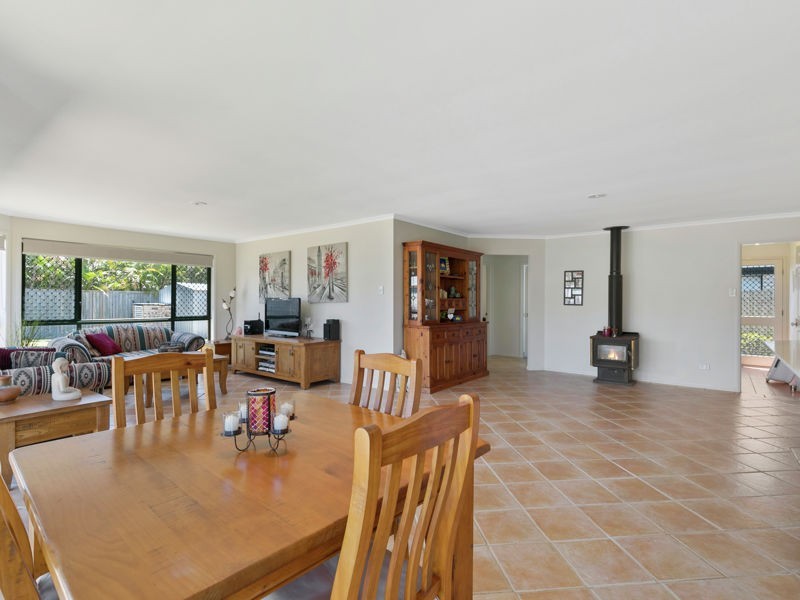 16 Kestrel Court, Victoria Point QLD 4165