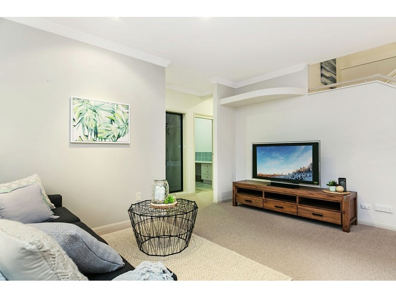 34 Piermont Place, Raby Bay QLD 4163