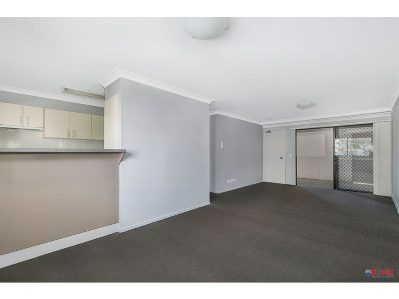 3/25 Pittwin Road North, Capalaba QLD 4157