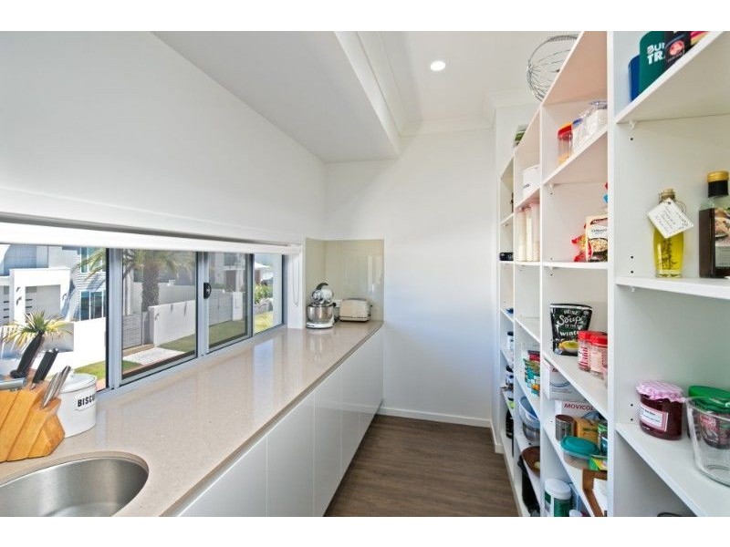 61 Waterville Drive, Thornlands QLD 4164