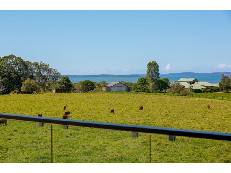 61 Waterville Drive, Thornlands QLD 4164