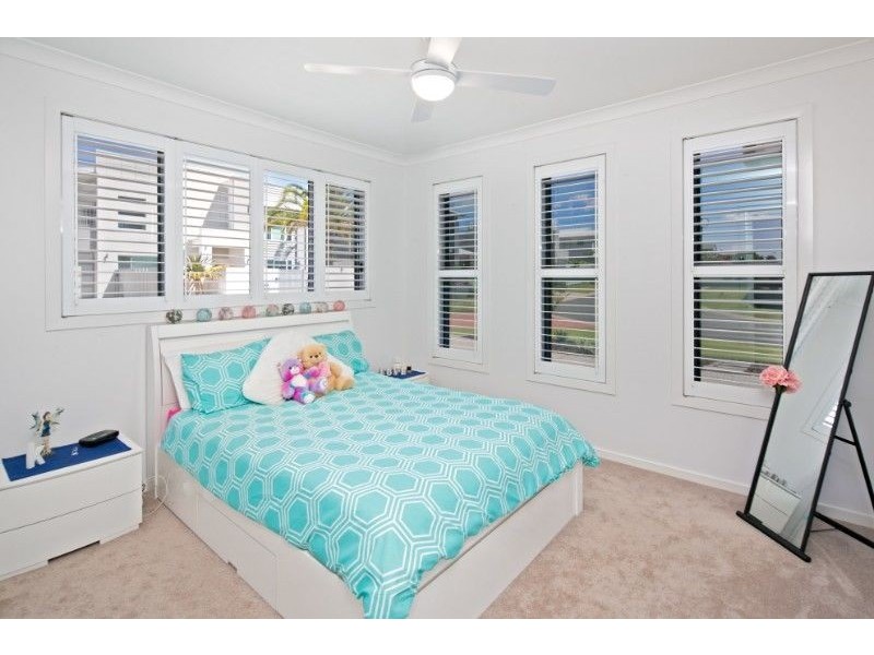 61 Waterville Drive, Thornlands QLD 4164