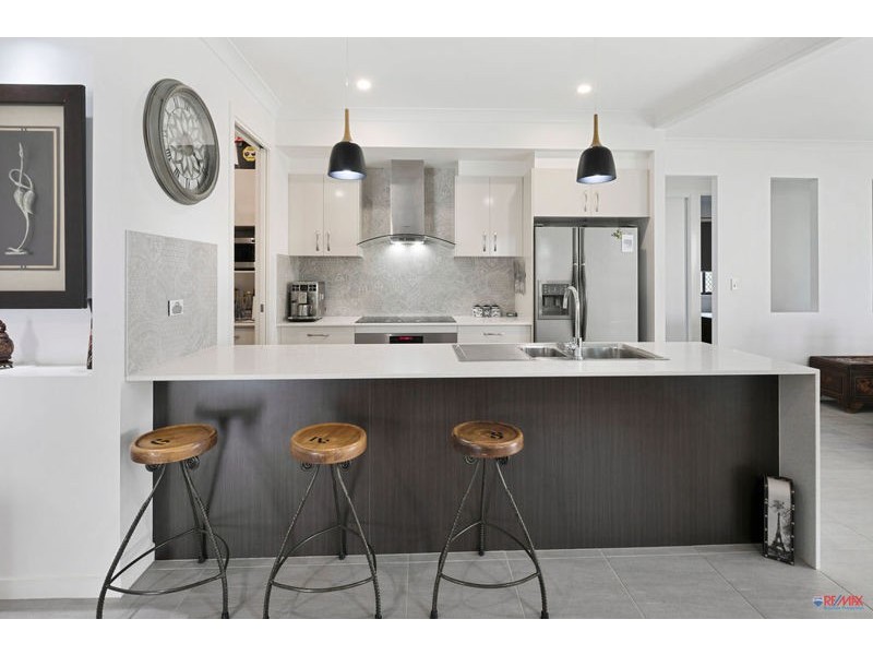 5 Hideaway Court, Thornlands QLD 4164