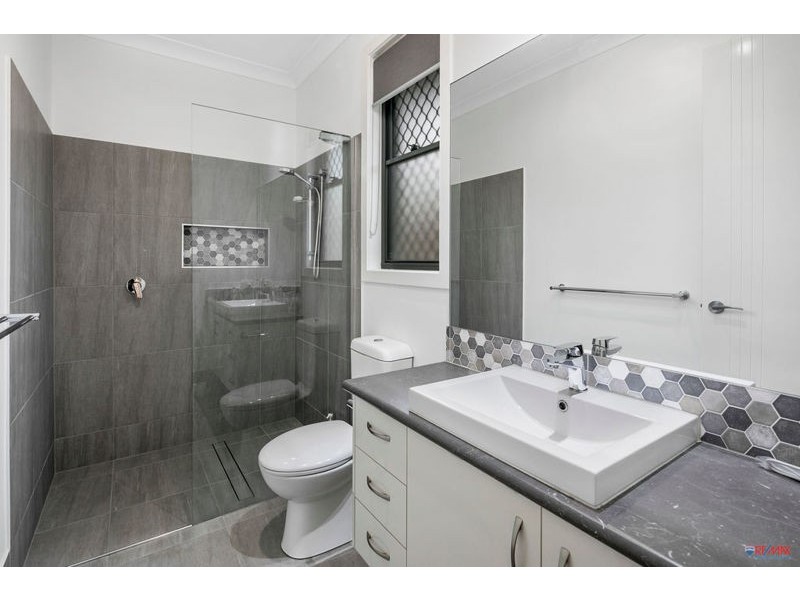 5 Hideaway Court, Thornlands QLD 4164