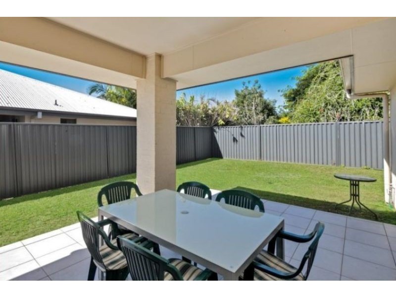 4 Raife Close, Wellington Point QLD 4160
