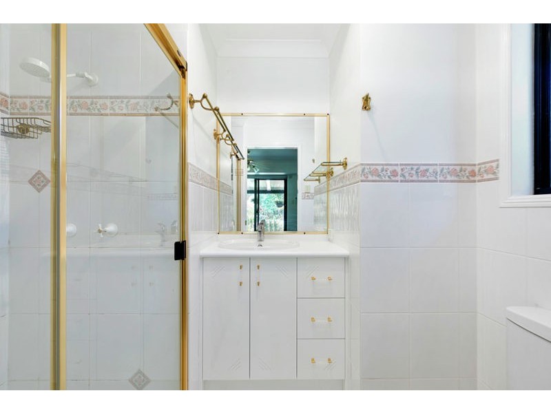 14 Grevillea Street, Redland Bay QLD 4165