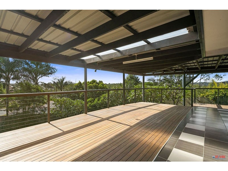 35 Wantana Crescent, Edens Landing QLD 4207