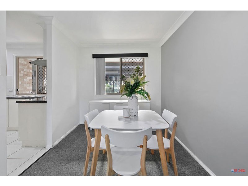 35 Wantana Crescent, Edens Landing QLD 4207