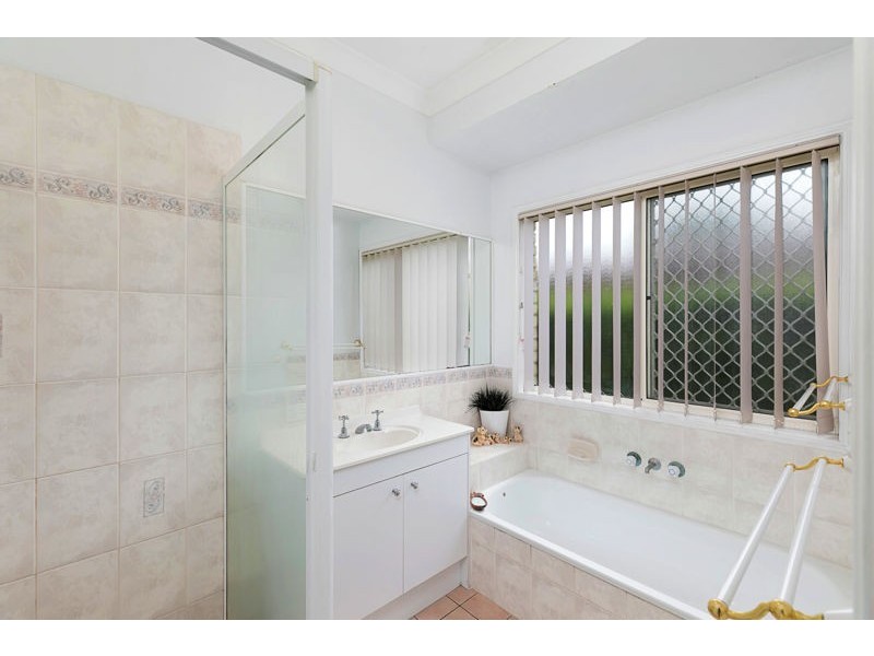 8 Silvara Circuit, Capalaba QLD 4157