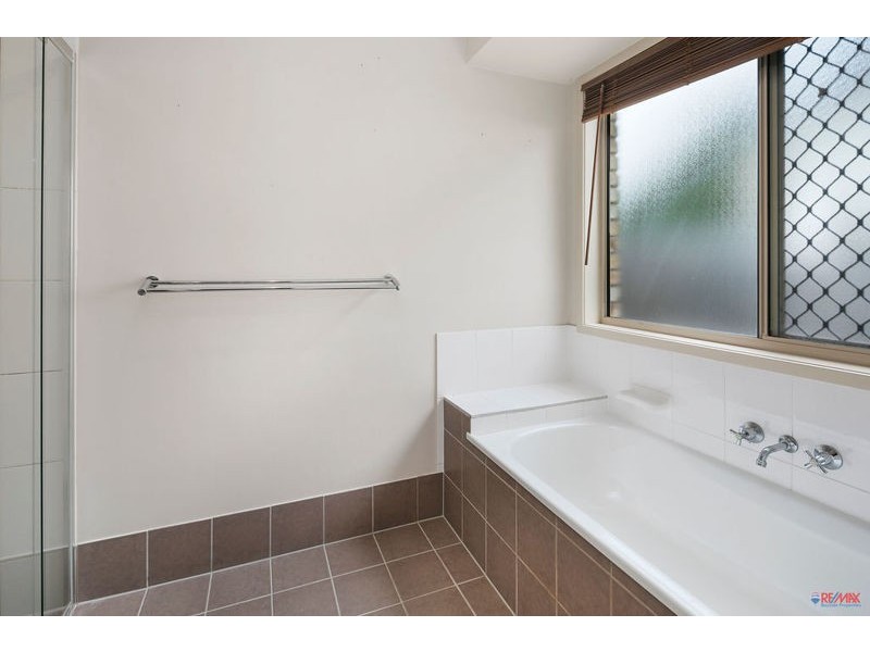 31 Seabrae Drive, Redland Bay QLD 4165