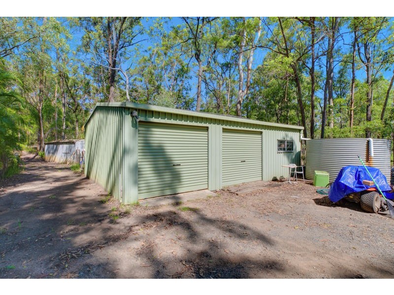 320-322 Avalon Road, Sheldon QLD 4157