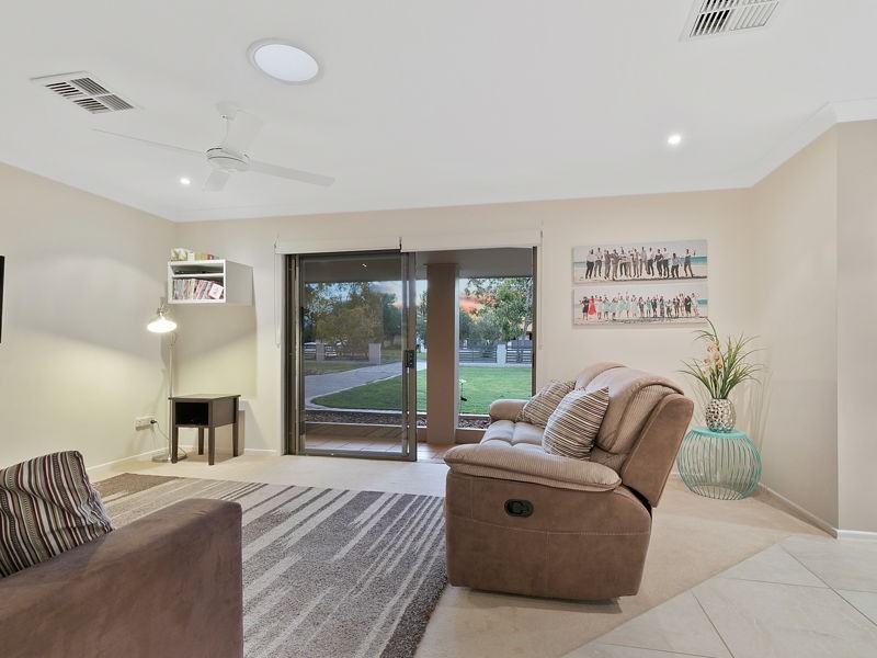 2 St James Road, Birkdale QLD 4159