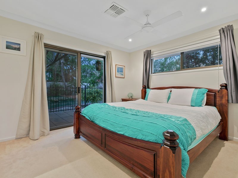 2 St James Road, Birkdale QLD 4159