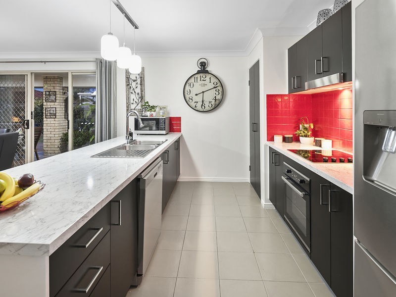 20 Elysian Street, Victoria Point QLD 4165