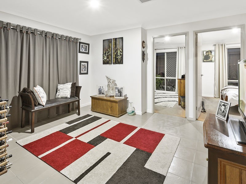 20 Elysian Street, Victoria Point QLD 4165