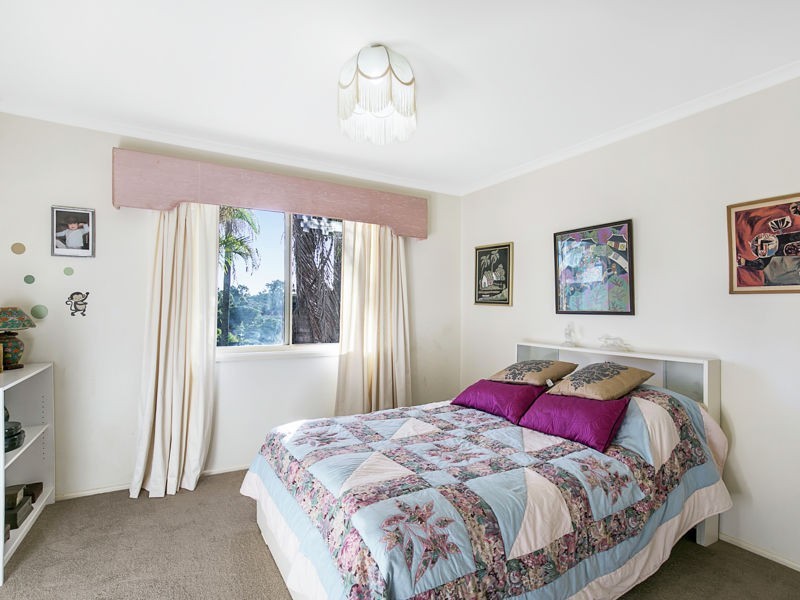 23 The Boulevard, Redland Bay QLD 4165