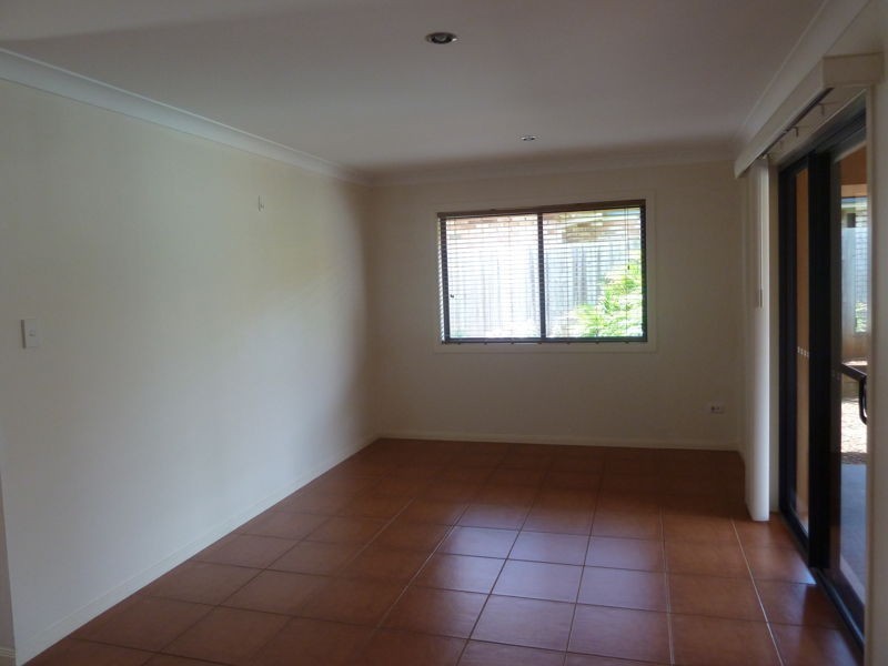 14 Foote Street, Redland Bay QLD 4165