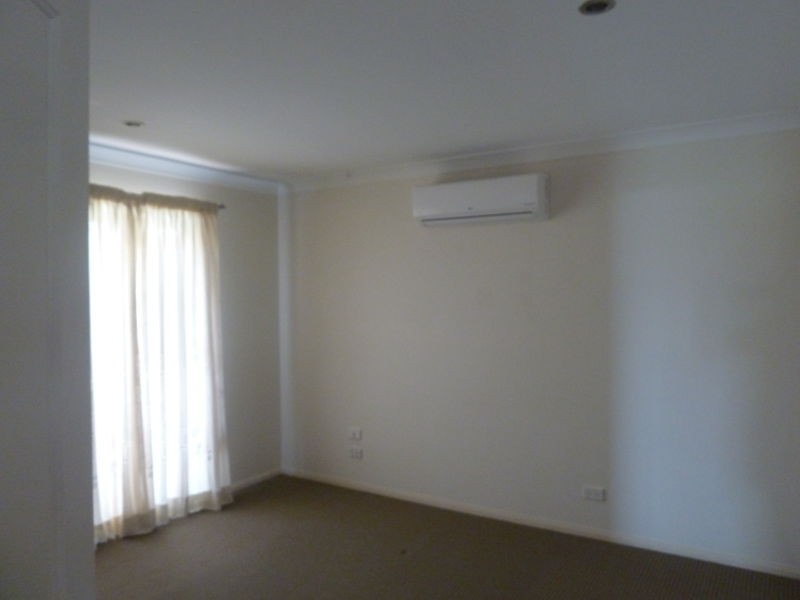 14 Foote Street, Redland Bay QLD 4165