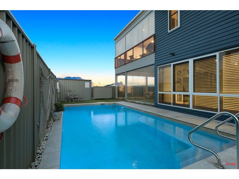 74 Habitat Drive, Redland Bay QLD 4165