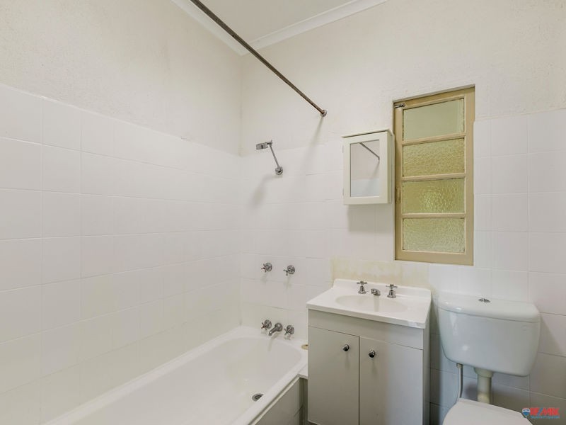 310 Main Road, Wellington Point QLD 4160