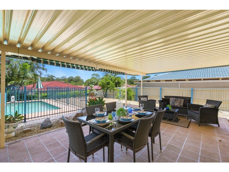 10 Almond Avenue, Birkdale QLD 4159