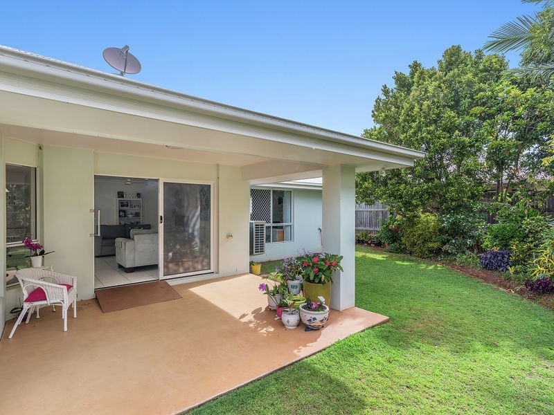 12 Gloria Parade, Redland Bay QLD 4165