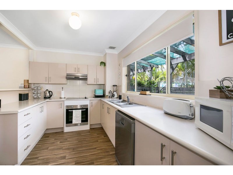 13/218 Queen Street, Cleveland QLD 4163